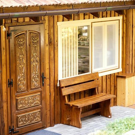 Fantazia Kulcsoshaz Villa Ciumani Екстериор снимка