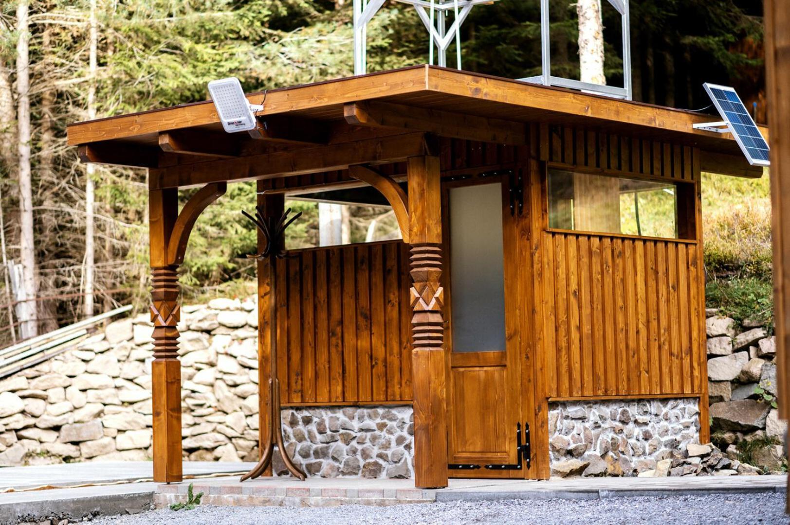 Fantazia Kulcsoshaz Villa Ciumani Екстериор снимка
